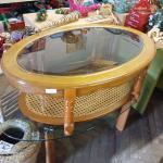 Konferenční ktolek oválný               