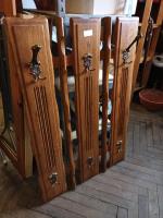 Dubový věšák na stěnu                   