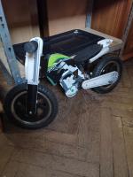 Dětské odrážedlo                        