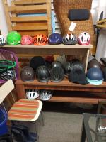 Nově doplněno cyklo helmy+ helmy na koně